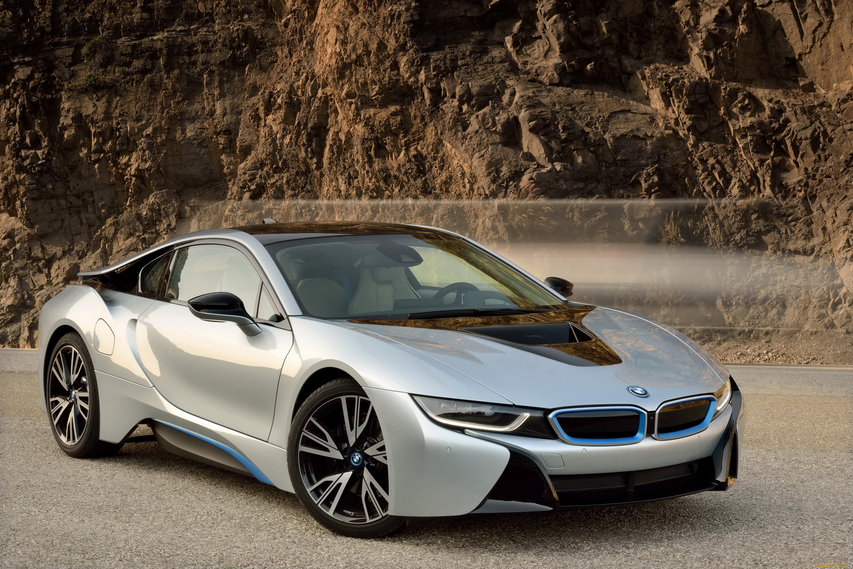 Обои 2015 BMW i8 Автомобили BMW, обои для рабочего стола, фотографии 2015  bmw i8, автомобили, bmw, серебристый, дорога Обои для рабочего стола,  скачать обои картинки заставки на рабочий стол.